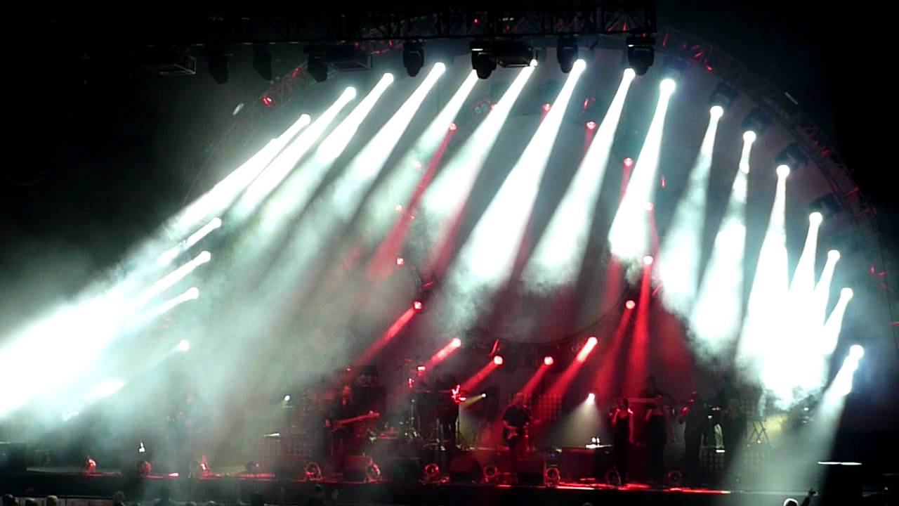Brit Floyd Another Brick In The Wall Liverpool Echo Arena 2011 [6]