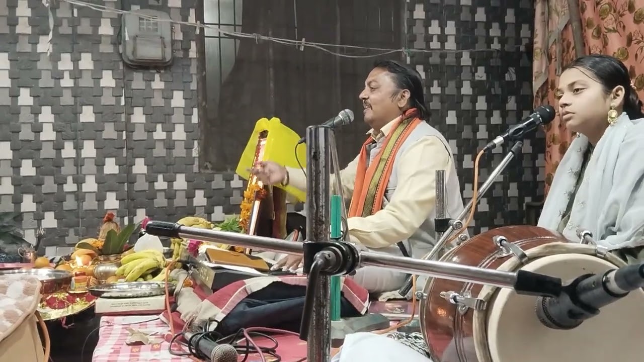 Shastri ji guru bhaai, Har har mahadev, Jai shiv Shambhu, Shiv charcha mein khoob brsa anand 
