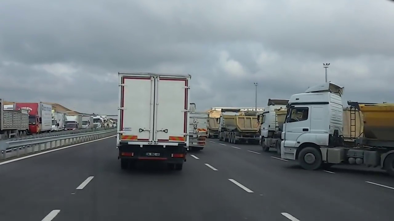 Yavuz Sultan Selim Köprüsü ve Kuzey Marmara Otoyolu. (Başakşehir'den Çekmeköy'e)