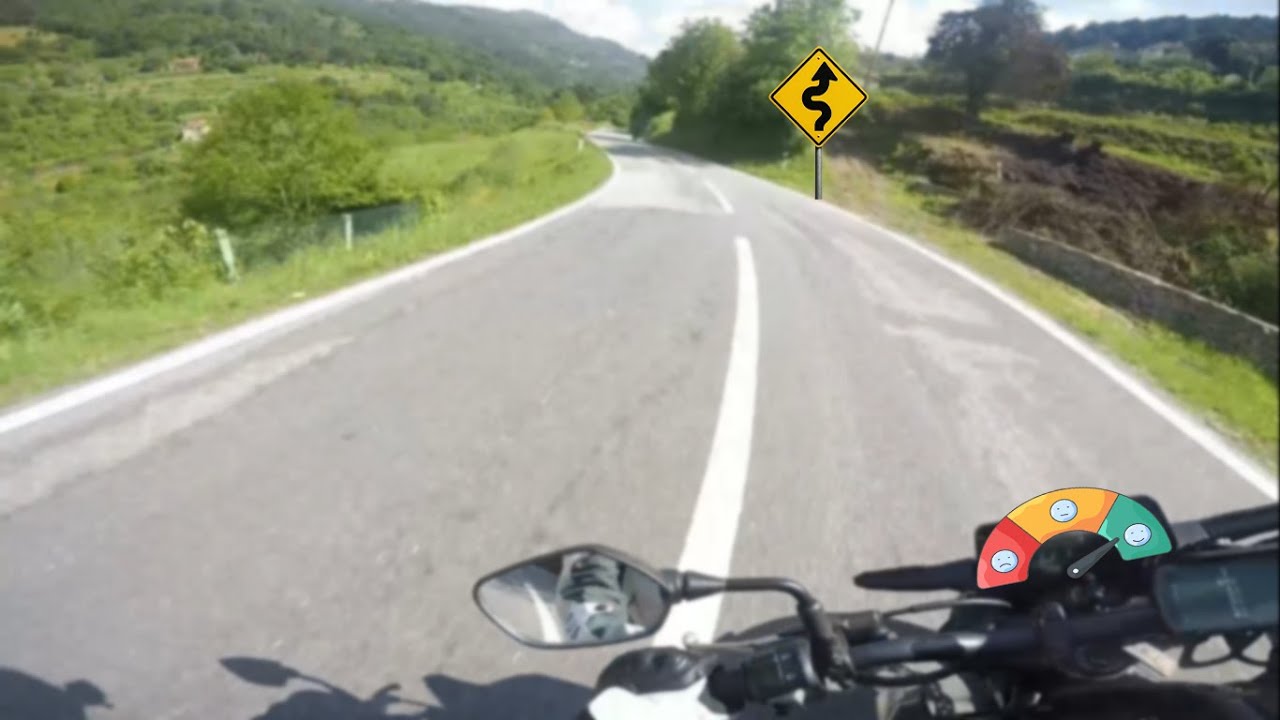 Honda CB300R - Twisty Road in Cinfaes