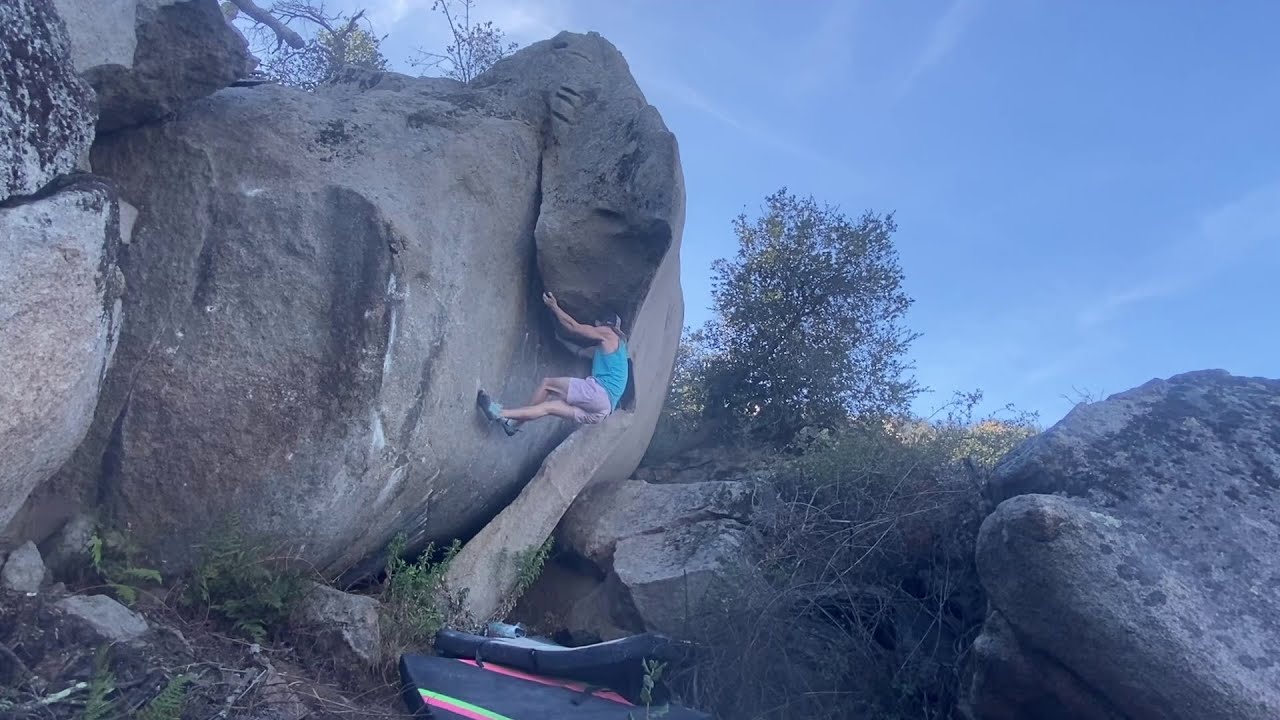 The Hanging Garden - Mt Woodson Bouldering Comprehensive: Volume 3