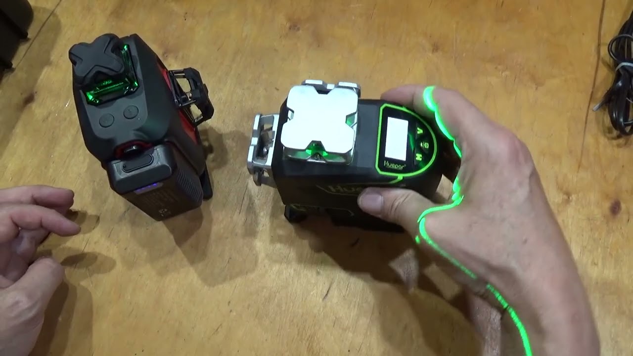 Нівелір LSP LX-4D Pro Max Green 4 зелених промені порівнююю з Huepar 4D (S04CG)  Рівень лазерний