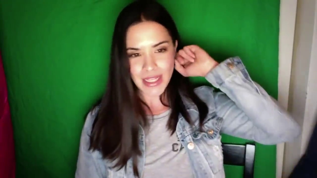 Alexa vs. Kourtney Kardashian & FARTING 😂 LIVE PRANKING SCAMMERS!!!!! | IRLrosie