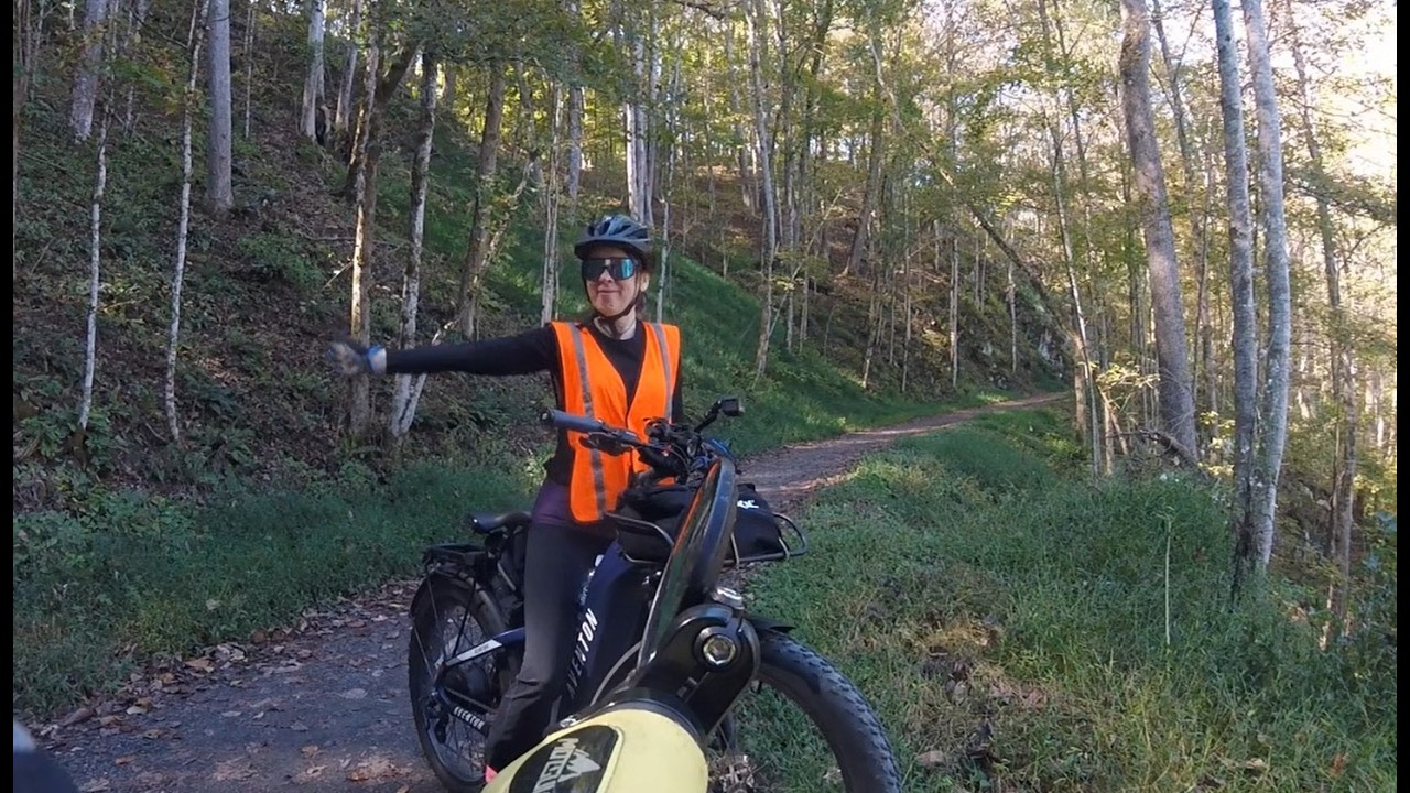 Mark & Rita's Rail Trail Adventures: Virginia Creeper Trail on Aventon e-bikes, Oct 2025