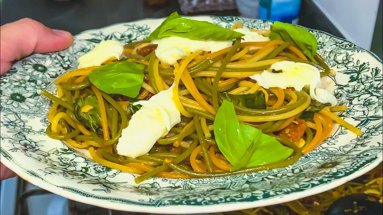 Quick and Easy Dinner - Pasta with Sundried Tomatoes Cashews and Mozzarella - Recipe for Family of 3