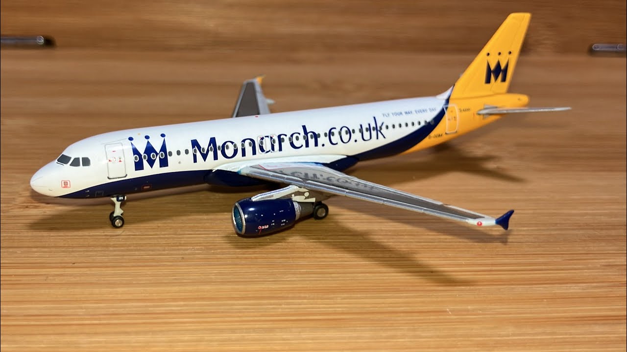 Gemini Jets AIRBUS A320 Monarch Airlinesジェミニエアバス　A320 モナーク航空 (G-OZBX) Scale:1/400
