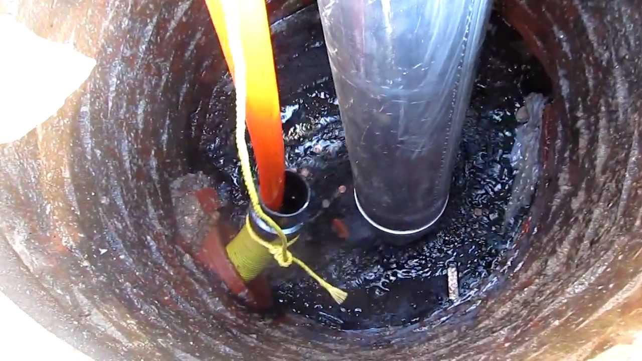 Jetter/Vac truck in action