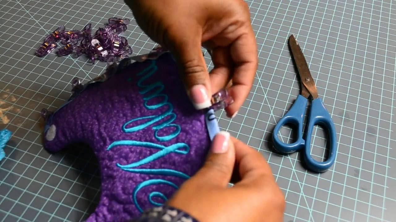 In The Hoop Bib: Ruffle Trim Tutorial