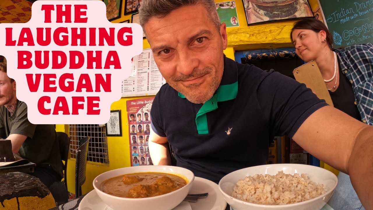 Trying The Laughing Buddha Vegan Cafe in Pushkar, Rajasthan, India