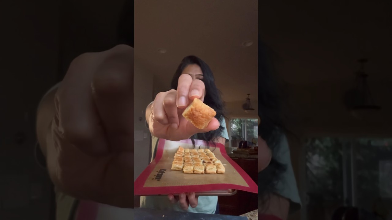 Мини-самсы из слоеного теста