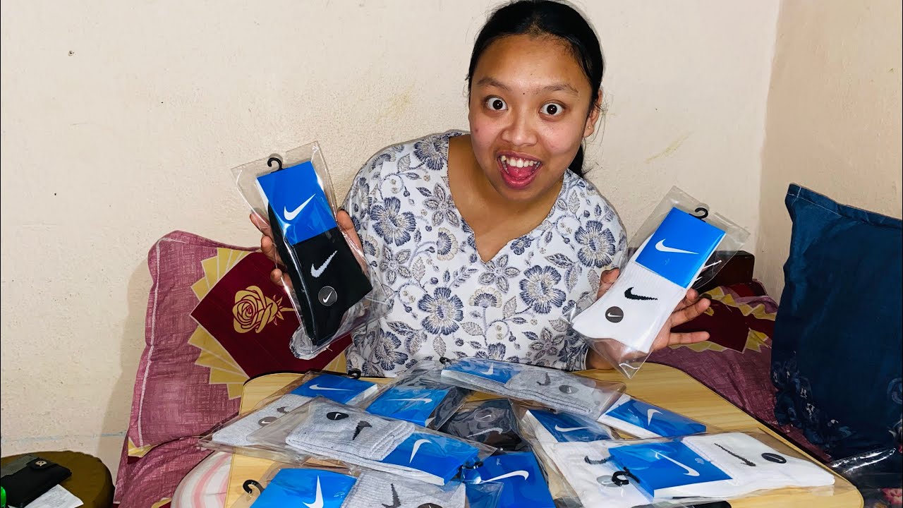 12 Pairs Socks Order market se wapas aate hi ! Kyu? 🤔 | Hindi Vlog