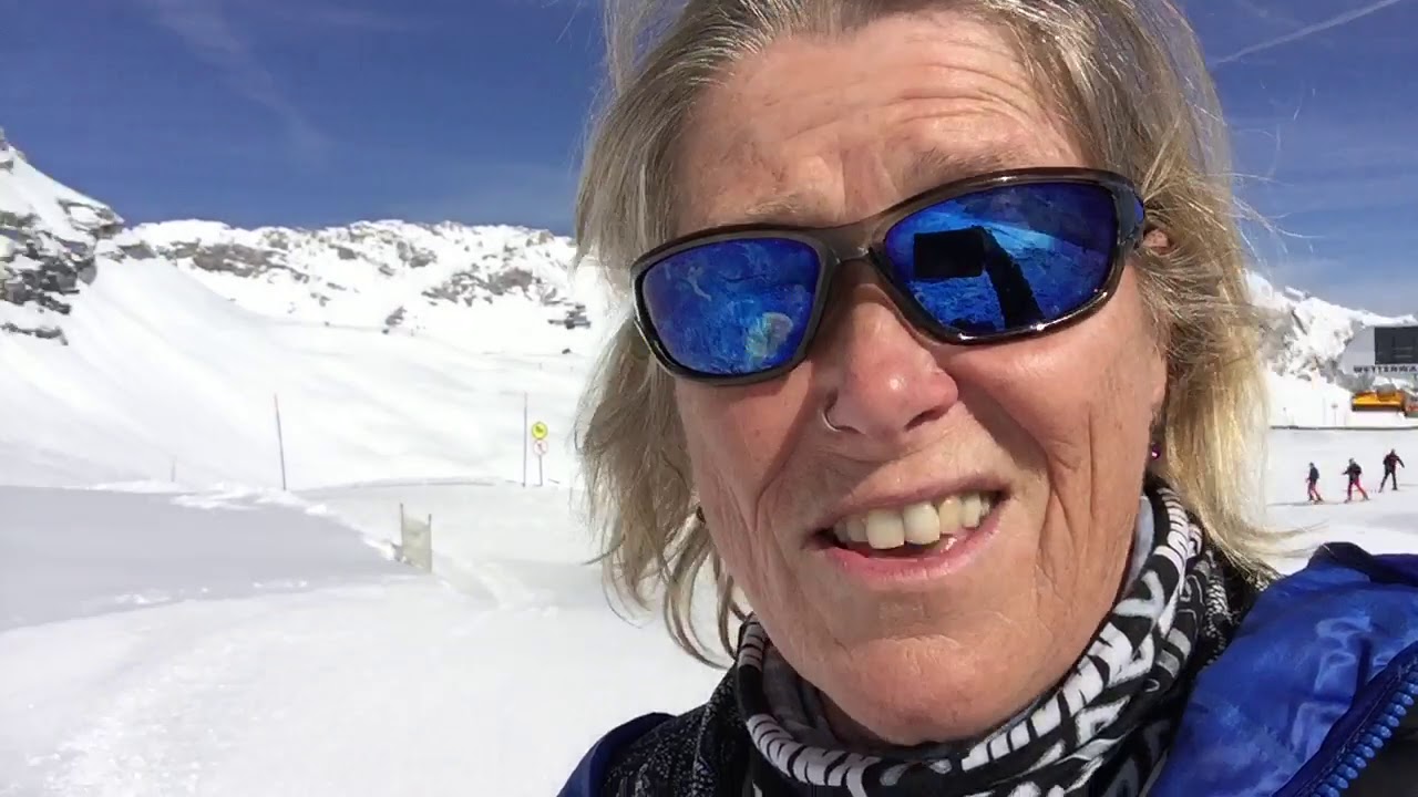 Ski snowboard Garmish Classic, Zugspitze & Tirol Zugspitze arena. Tips and season ticket options