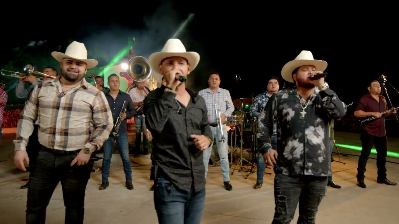 Banda Corona Del Rey - El Desquite (En Vivo)