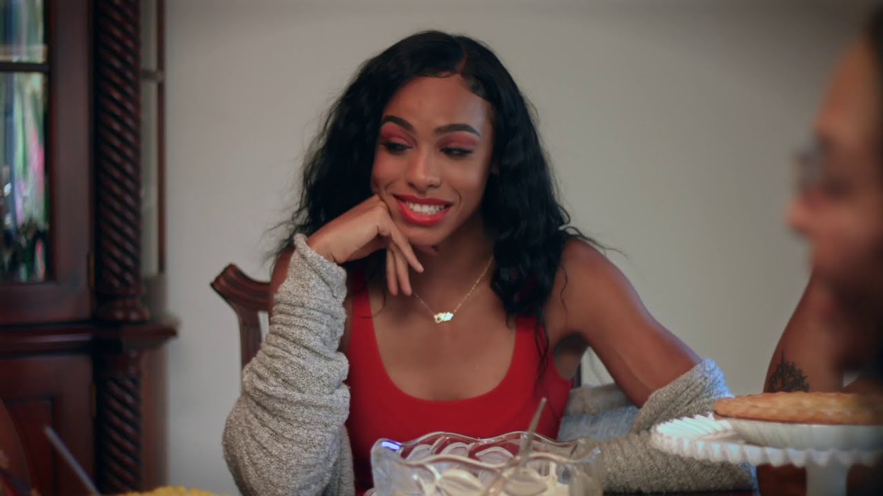 🔥 NEW SINGLE: Chloe B. - Dinner Table Talks 🔥