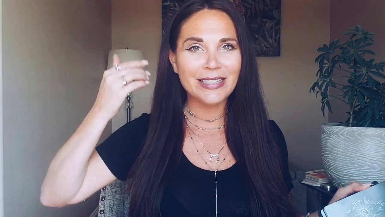 ARIES, THEY ARE WAY STUCK IN THEIR HEAD OVER YOU. ❤ YOU VS THEM MAY TAROT READING.