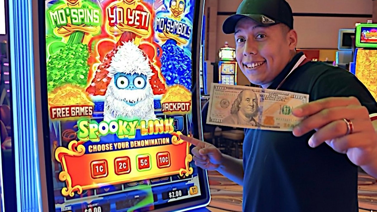 Le Puse $100 Y A Cambio Me Dio El Mejor Bonos (Yo Yeti) | Maquina Difícil Del Casino! 
