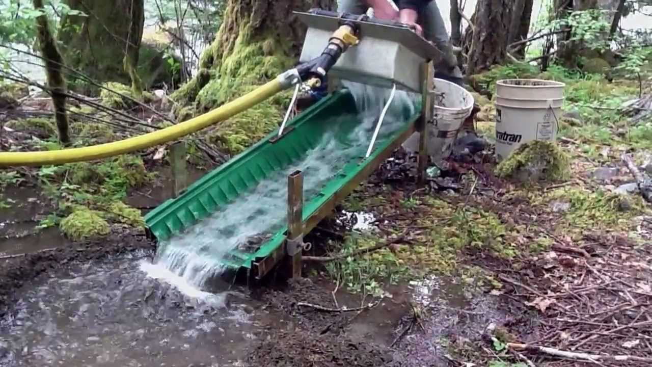 SLUICEING FOR GOLD
