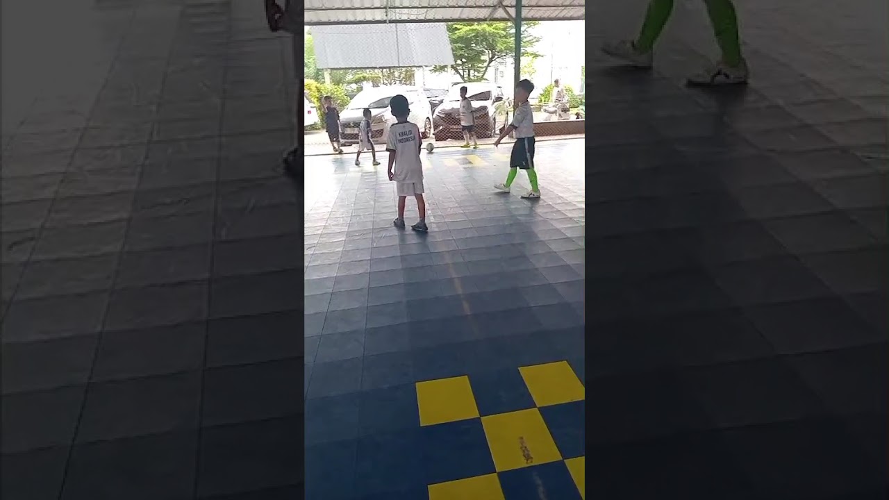 Futsal anak-anak hari minggu pagi