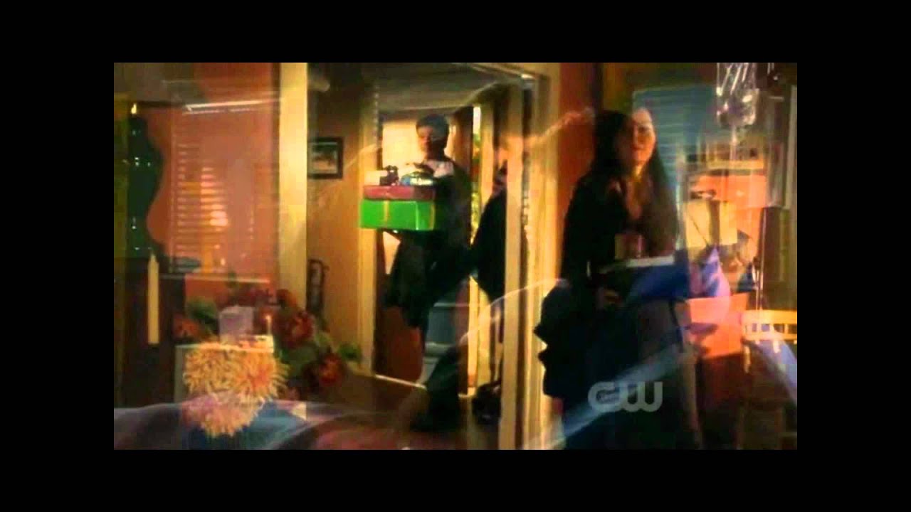 Smallville - Clois - Nothing's Gonna Stop Us Now