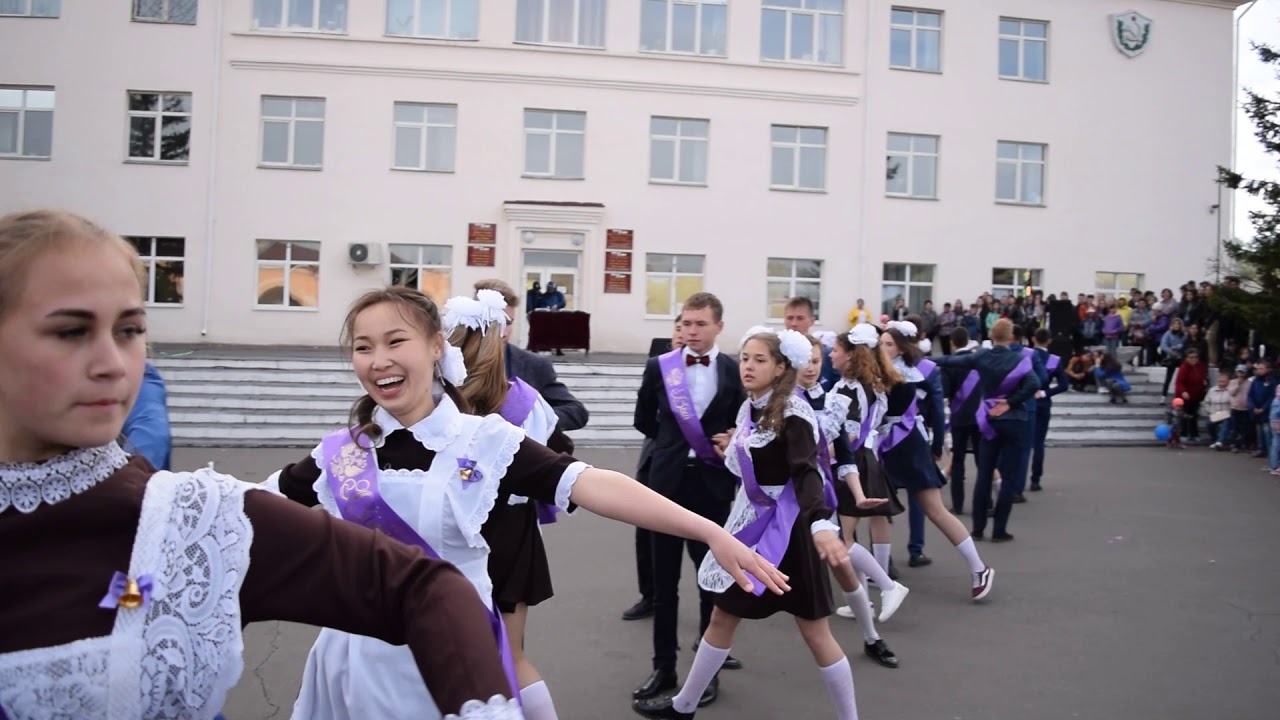 Вальс и современный танец от выпускников школы№1 г.Кяхта