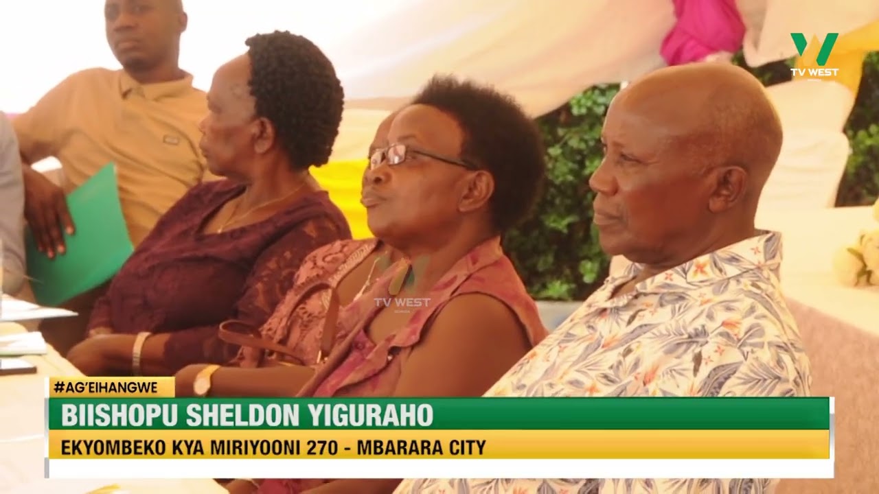 AGEIHANGWE: Biishopu Sheldon yayiguraho ekyombeko kya miriyooni 270 ahari Mbarara Junior School.