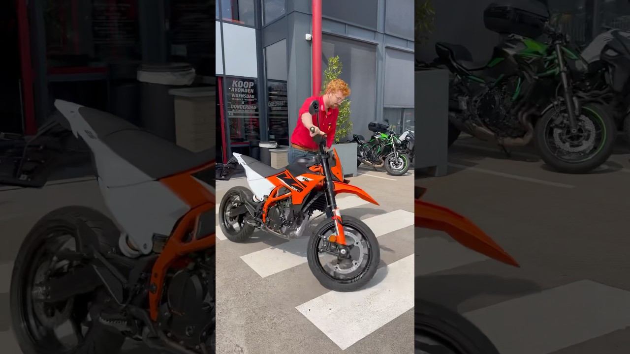 De 2025 KTM 125 SMC-R 😮&zwj;💨🧡#ktm #smcr #supermoto