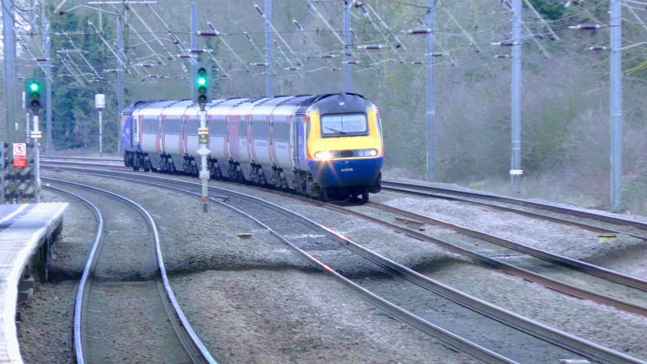 Trains at Arlesey, ECML (Incl: 91119 Intercity & 91110) | 02/02/19