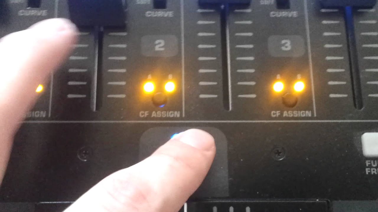 Behringer DDM4000 mixer Fault