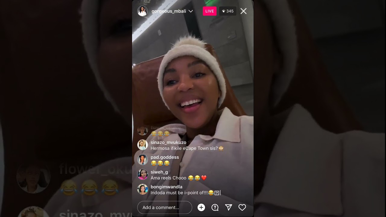 Gorgeous Mbali & Sovo ✈️ Baecation 👀 Sibahle Sithole where are you now? 