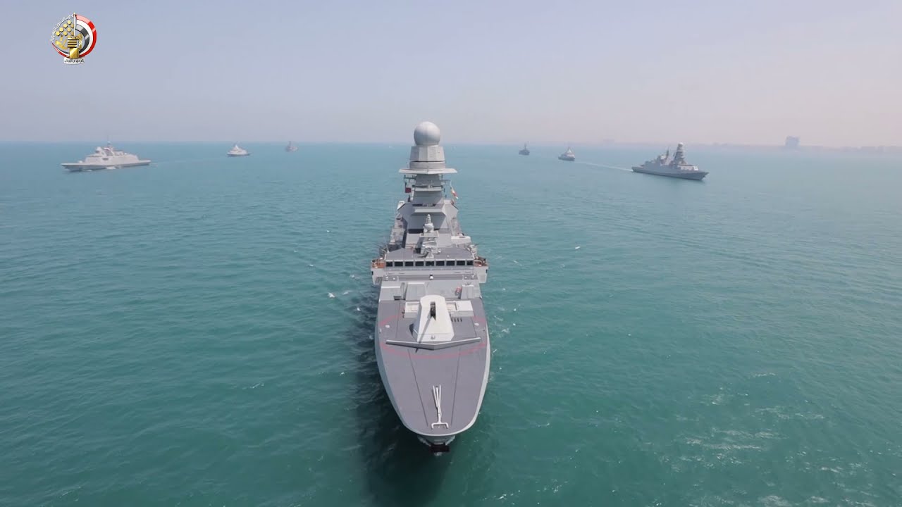وصول الغواصة الألمانية (S44) إلي قاعدة الإسكندرية لتنضم إلي القوات البحرية
