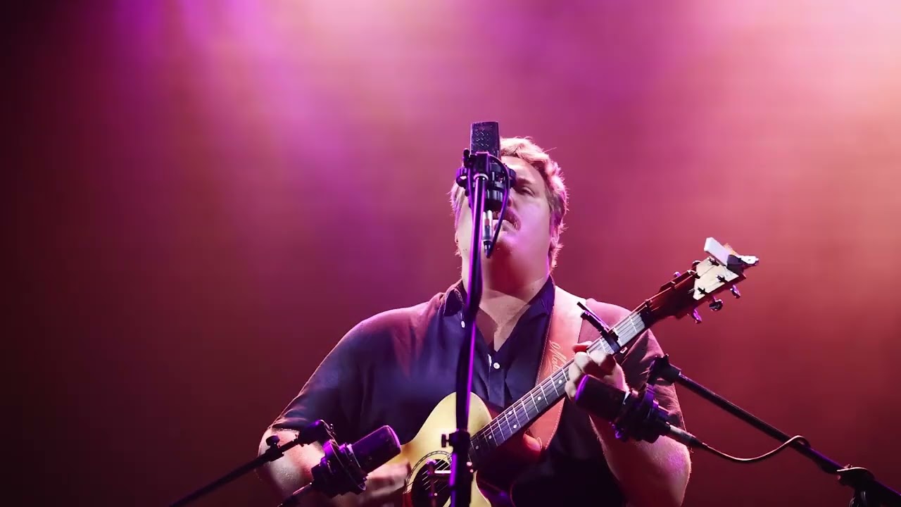 The Elephant and the Coffee Table - Northern Lights - Live