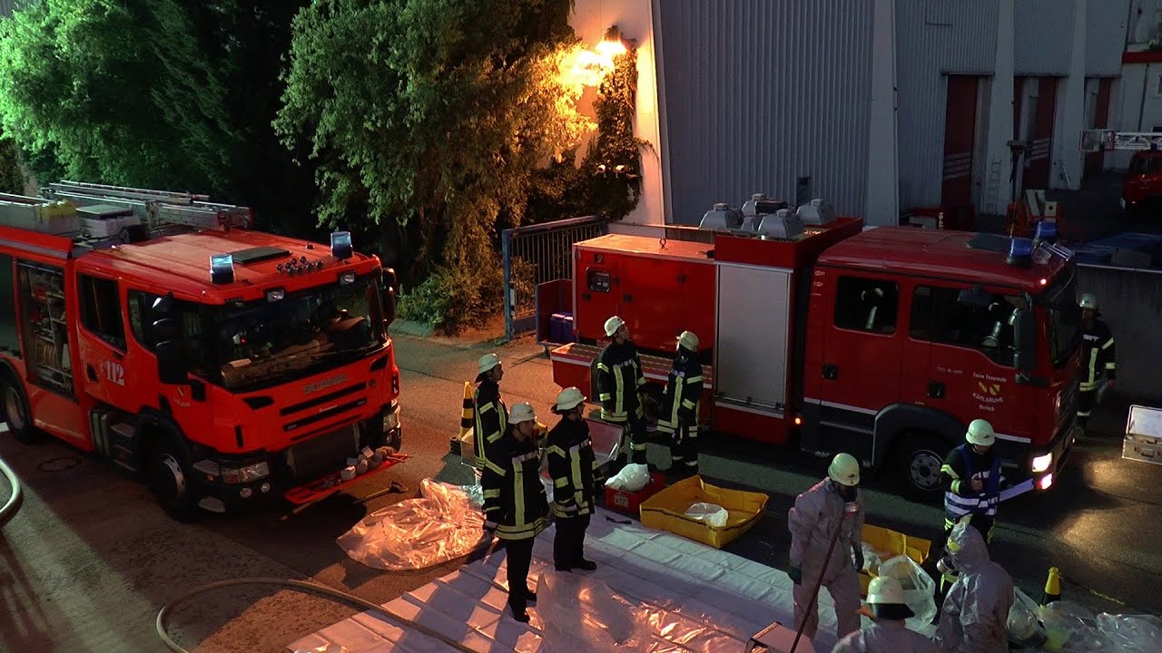 [ABC-EINSATZ BEI DHL] GEFAHRGUTALARM & GROSSEINSATZ BF + FF + ABC-ZUG KARLSRUHE