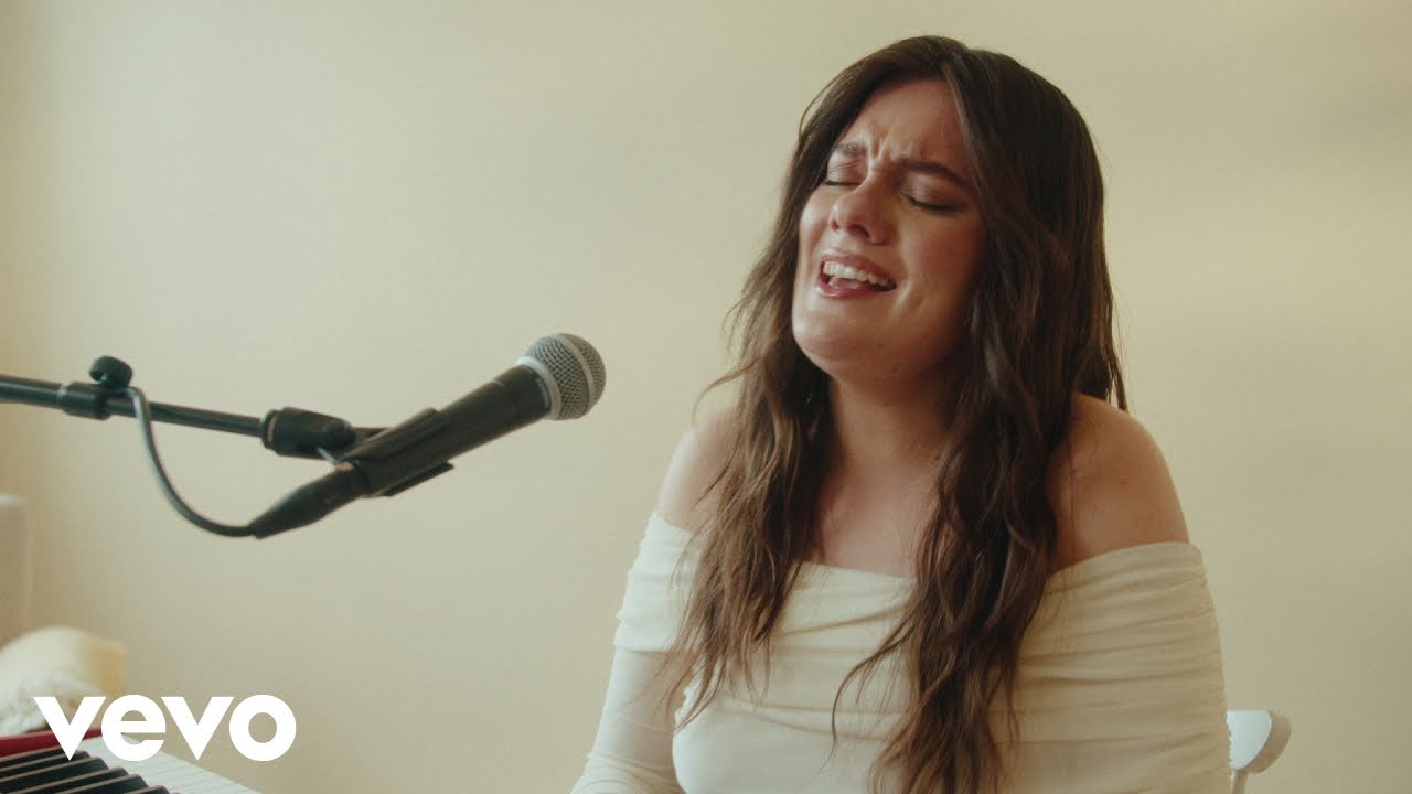 Emelie Hollow - Nå har du meg (Acoustic)
