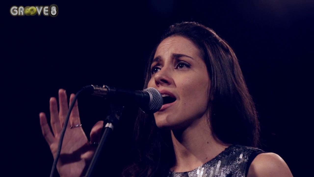 Karol Olivieri - Cajuína (Caetano Veloso)