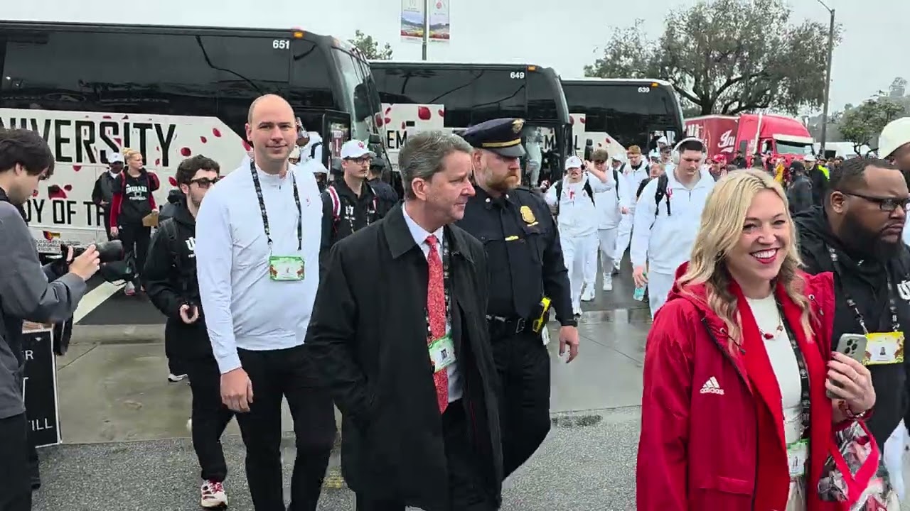 Curt Cignetti and his #1 Indiana Hoosiers drove at the #RoseBowl