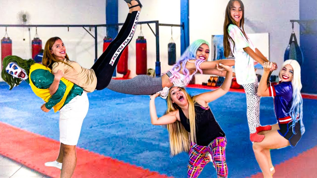 QUEM FIZER A MELHOR POSIÇÃO DE YOGA VENCE  - PARTE 2 COM ARLEQUINA, JOKER E RAPINA