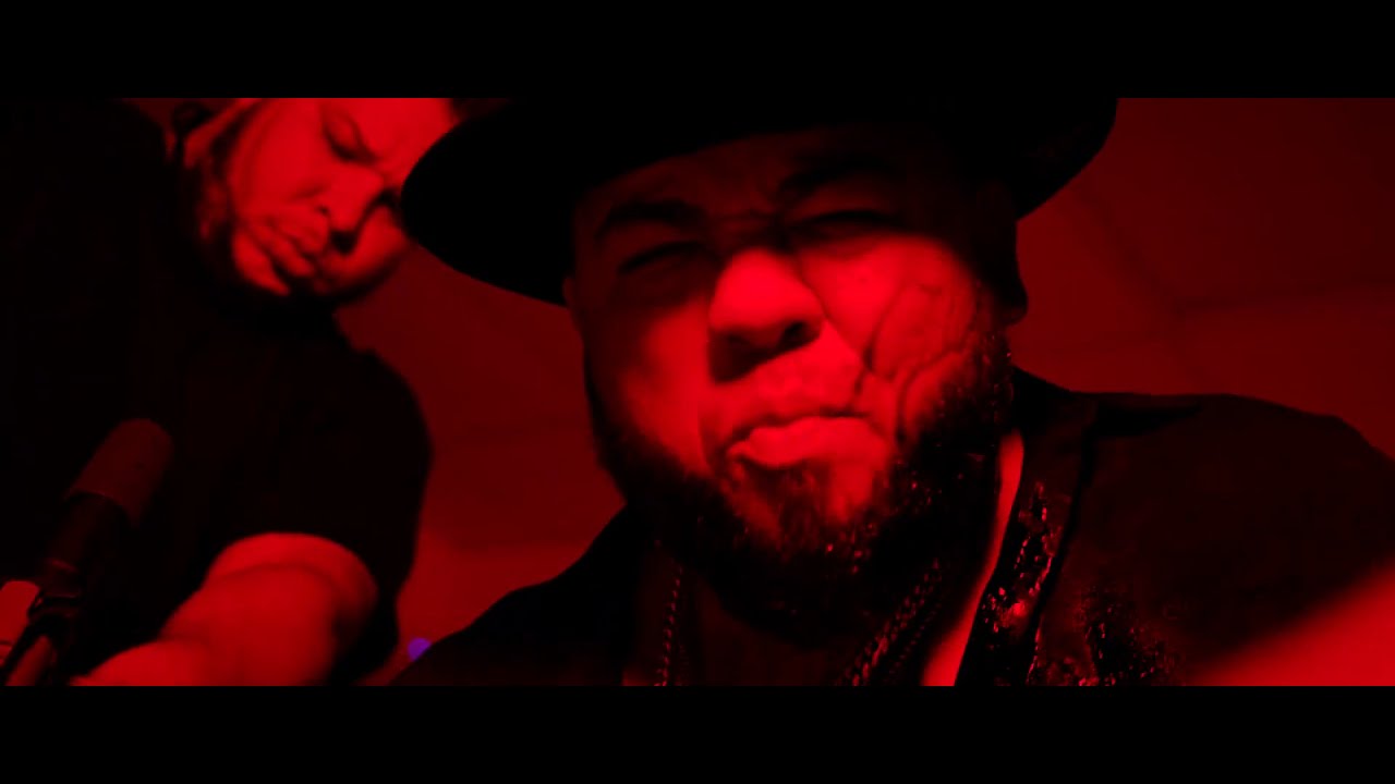 &Ntilde;ejo   Viejo (Official Video) Prod by SPKilla & Hazardissoundz