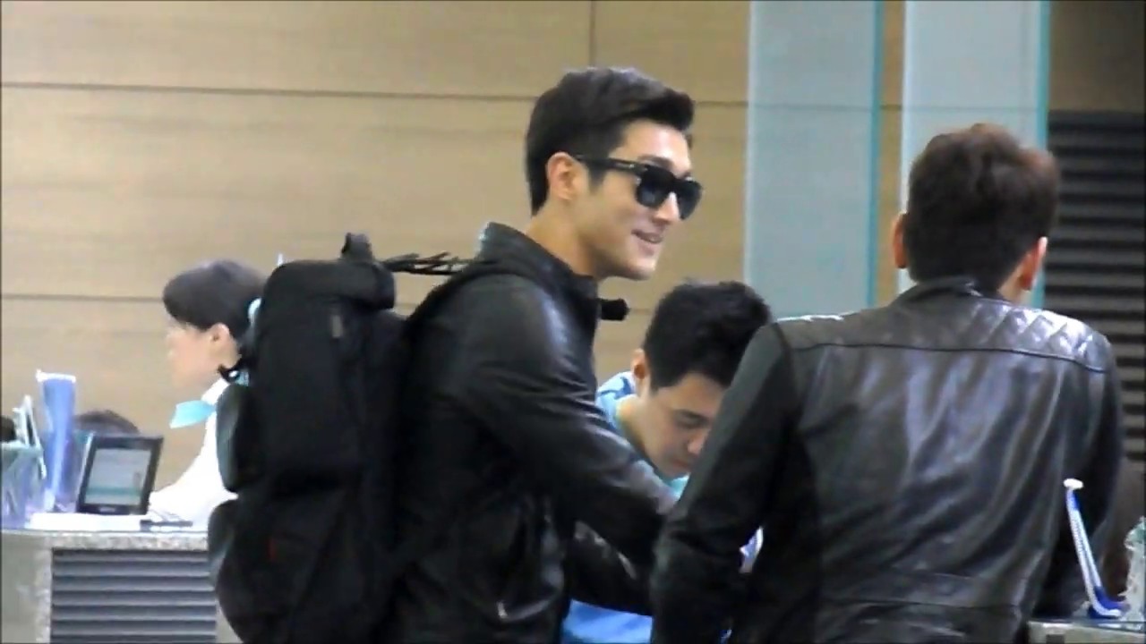 FANCAM 130504 Siwon @ Incheon Airport to NYC