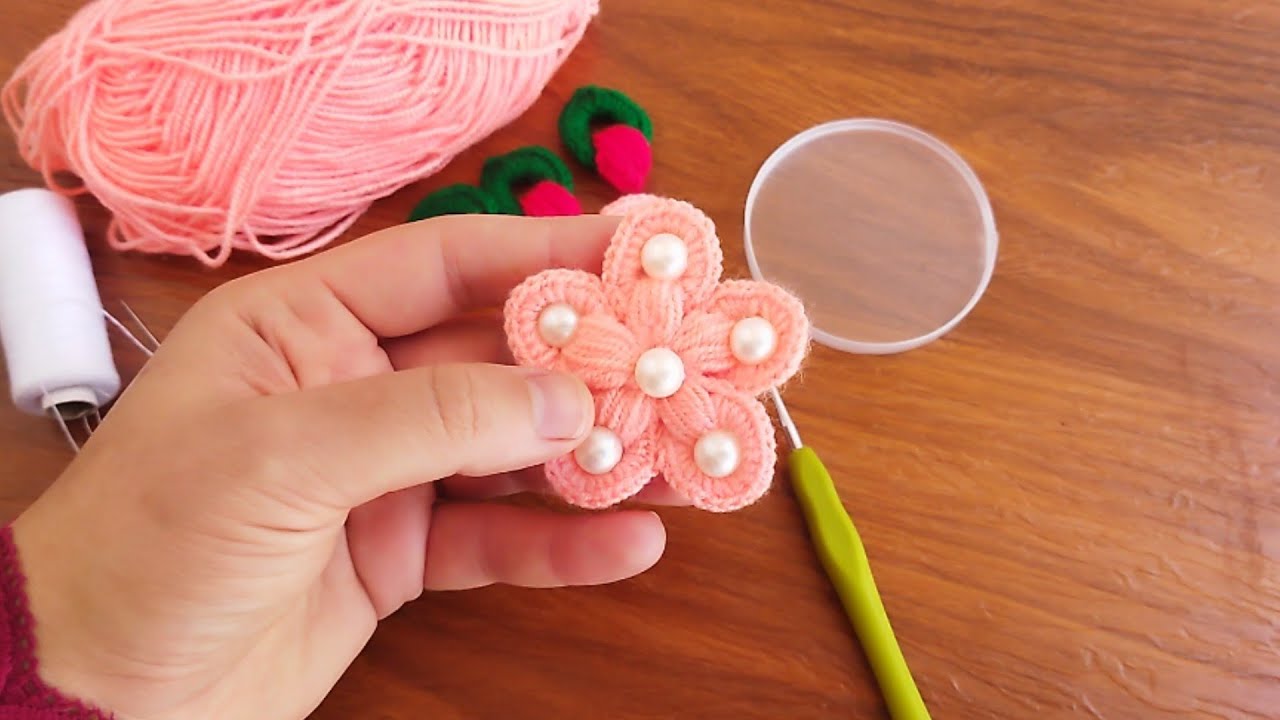 قلاب بافی آموزش گل تزیینی:Crochet flower decoration training