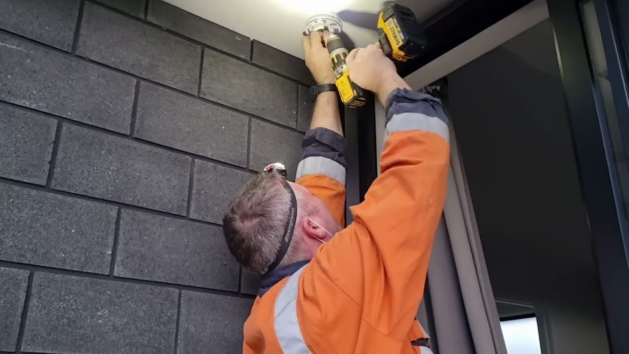 Install Swann dome camera in soffit