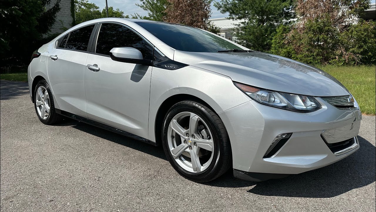 2018 Chevrolet volt LT plug-in hybrid walk around at hybrid and electric car sales ￼