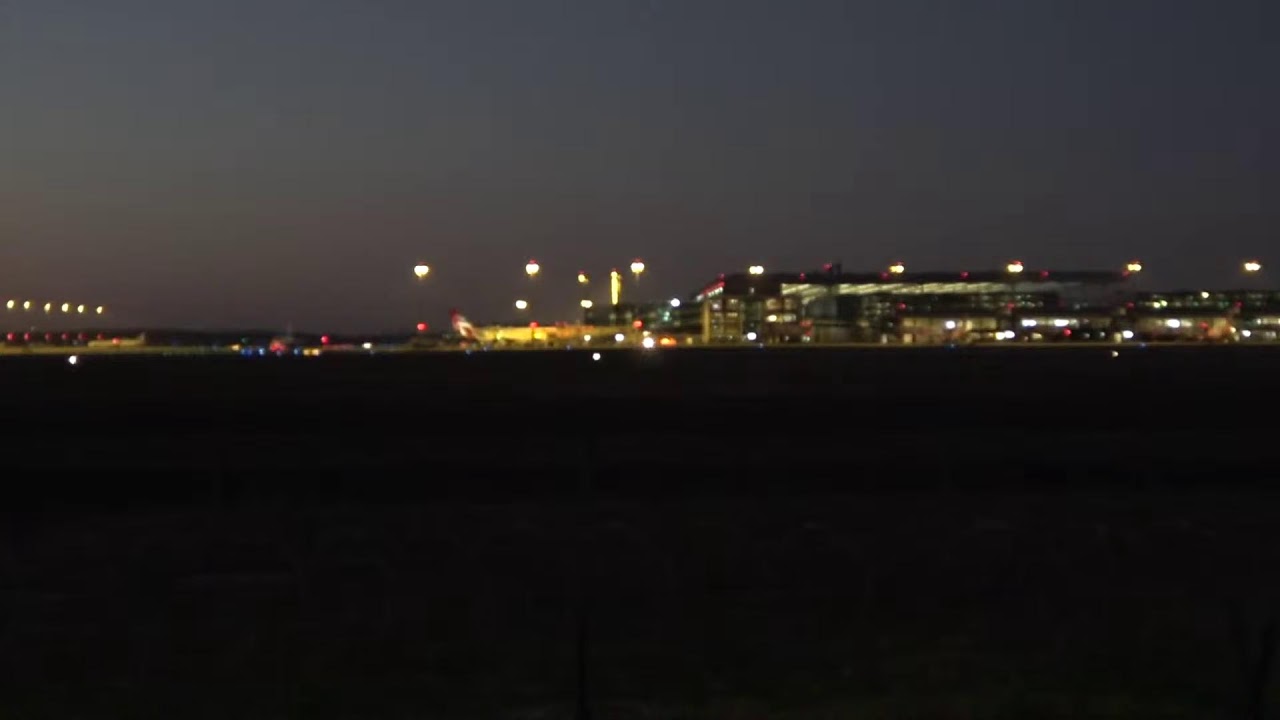 Luftfahrt Live aus Berlin. Hoffmannkurve 07R mit Gastexperte