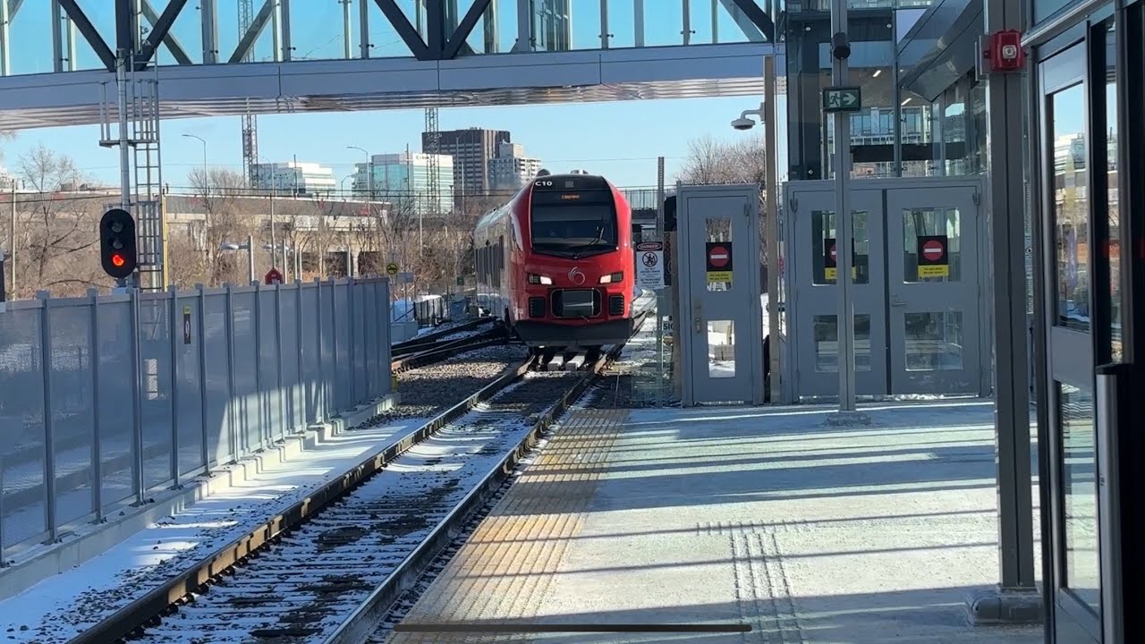 OC TRANSPO: FIRST RIDE ON TRILLIUM LINE PART 1