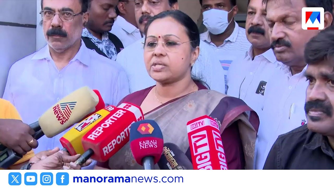 ആരോഗ്യമന്ത്രിക്കെതിരെ യൂത്ത് കോൺഗ്രസ് പ്രതിഷേധം: മന്ത്രിമാരും വി.ഡി. സതീശനും തമ്മിൽ വാക്പോര്