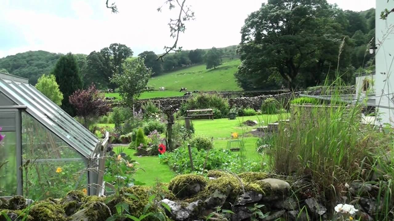 A Dales High Way: A 90 mile walk from Saltaire to Appleby