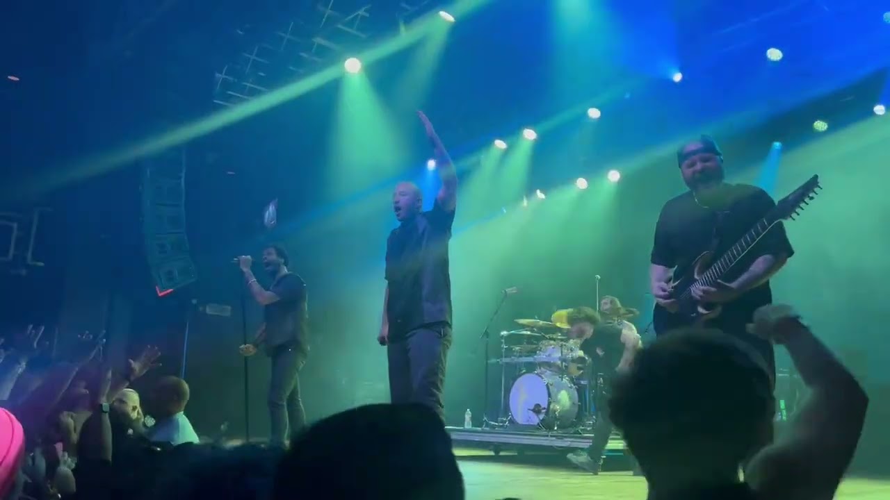 Volumes - Edge of the Earth (Live) - Issues Farewell Tour