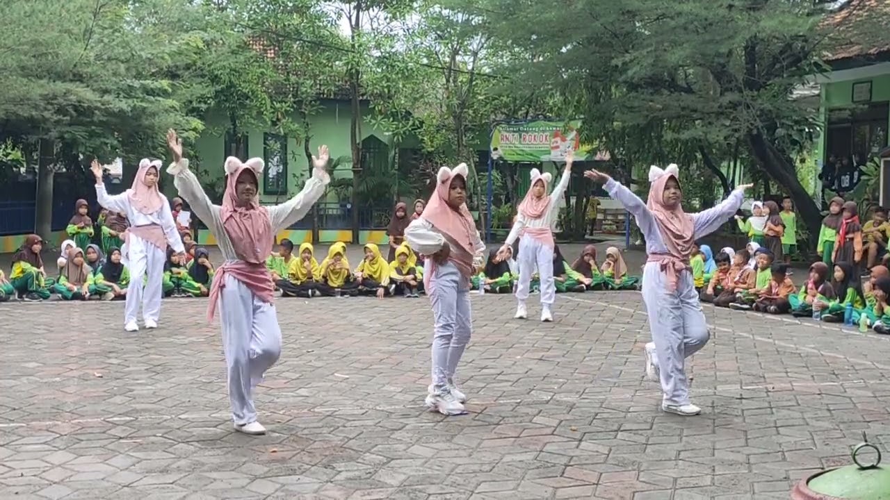 Classmeeting senam kreasi 6a