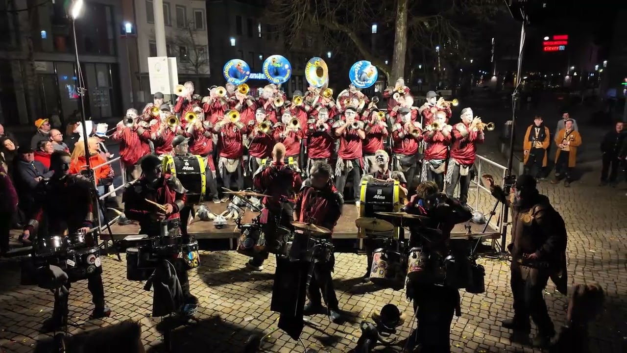 Bazzaschüttler Eichberg beim 41. Int. Guggenmusiktreffen Schwäbisch Gmünd