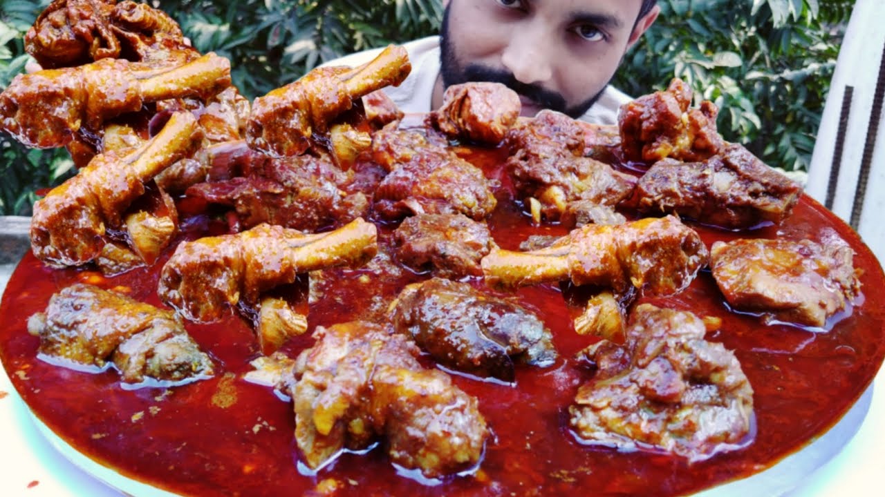 Outdoor Eating 🥵 Mostly Oily Chicken Curry With Puri | Kosha Murgir Mangsho Luchi Bengali Food 1