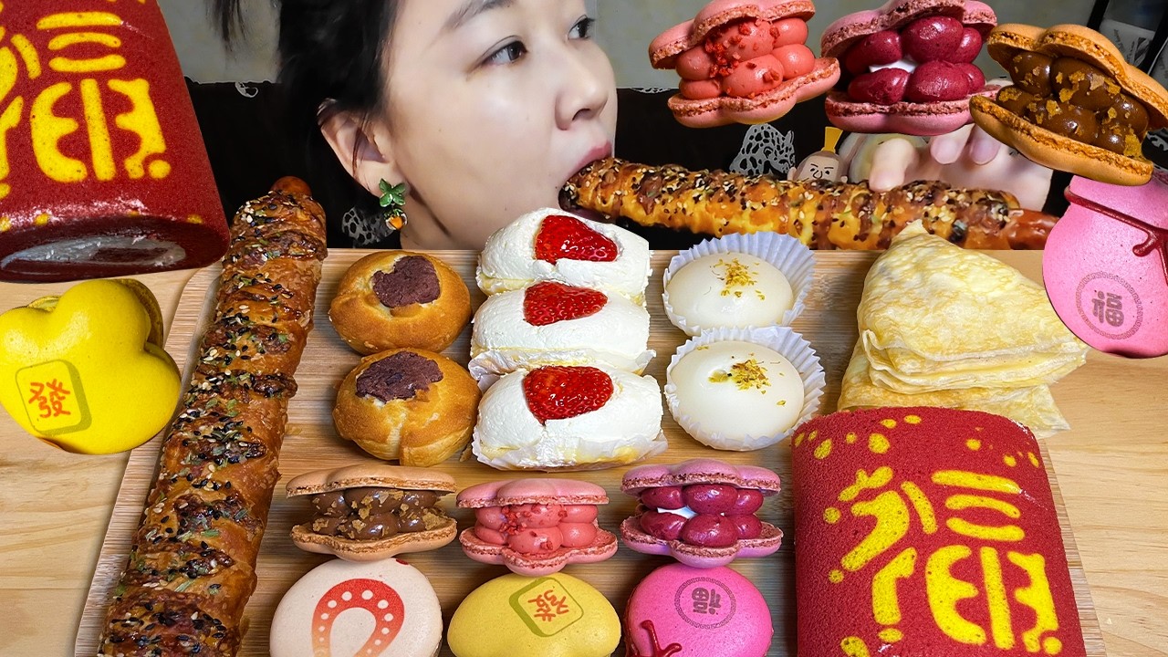 Dessert & Cake 🍰ASMR | Macaron & Sweet Treats Feast 🧁 | Eating Sounds